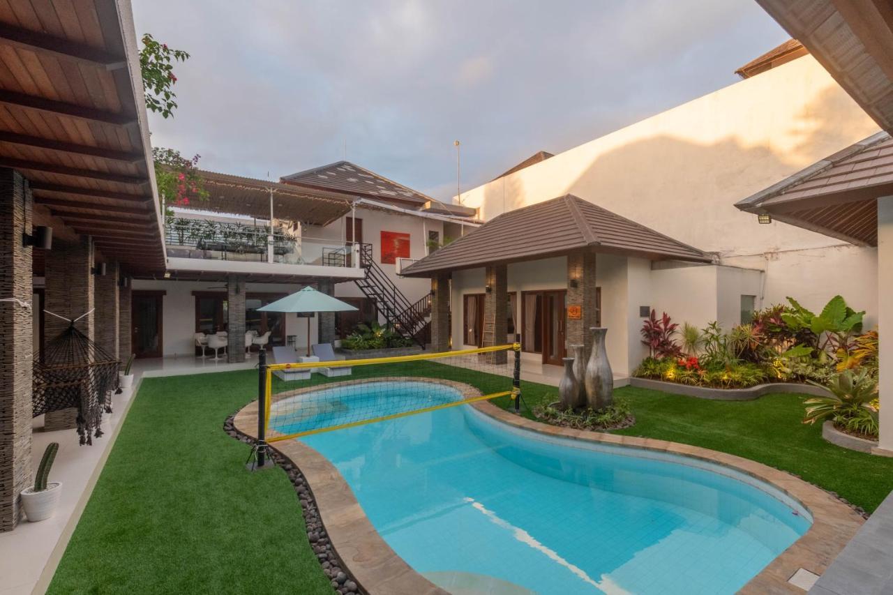 סמיניאק 5 Bedroom Villa Sultan Luxury Entertainment And Relaxation מראה חיצוני תמונה