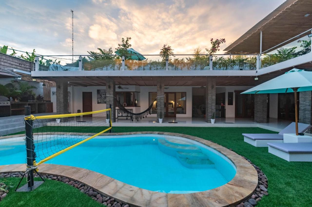סמיניאק 5 Bedroom Villa Sultan Luxury Entertainment And Relaxation מראה חיצוני תמונה