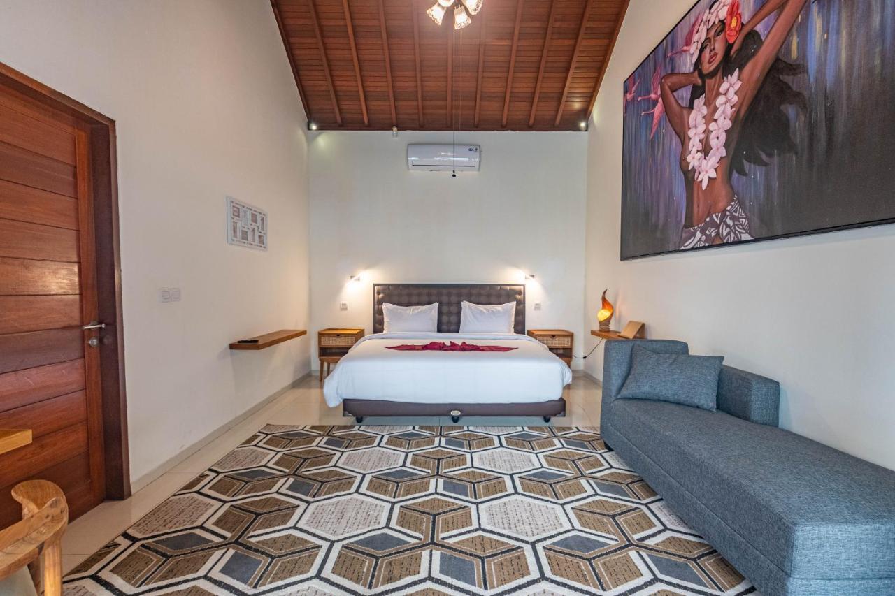 סמיניאק 5 Bedroom Villa Sultan Luxury Entertainment And Relaxation מראה חיצוני תמונה