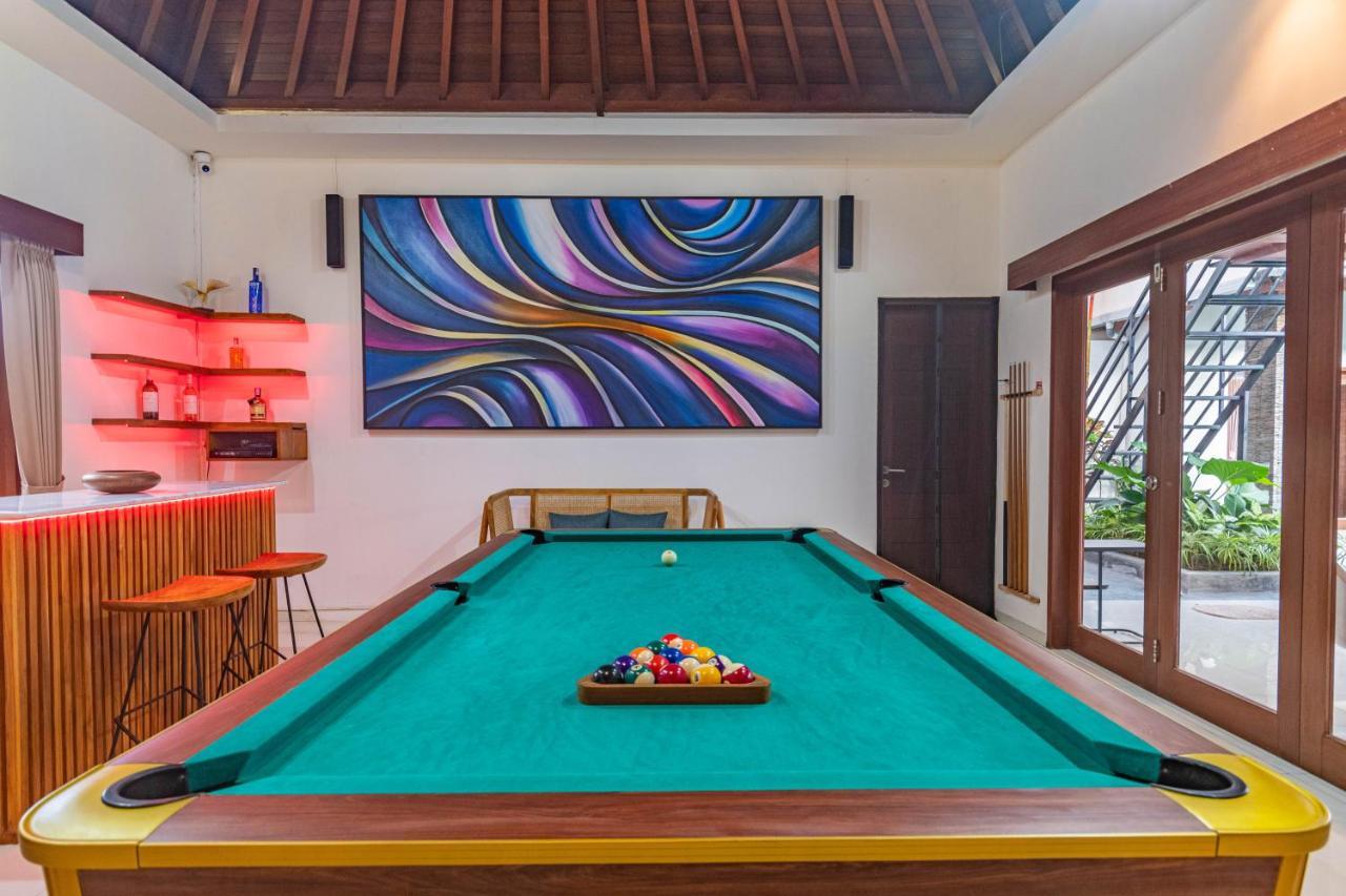 סמיניאק 5 Bedroom Villa Sultan Luxury Entertainment And Relaxation מראה חיצוני תמונה
