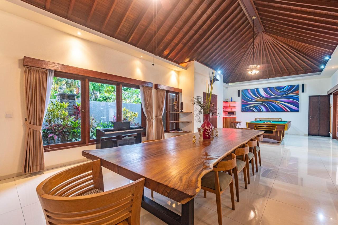 סמיניאק 5 Bedroom Villa Sultan Luxury Entertainment And Relaxation מראה חיצוני תמונה