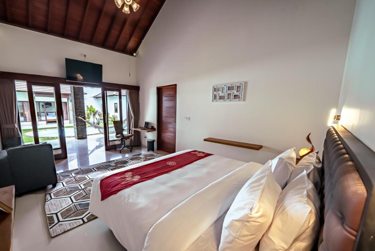 סמיניאק 5 Bedroom Villa Sultan Luxury Entertainment And Relaxation מראה חיצוני תמונה