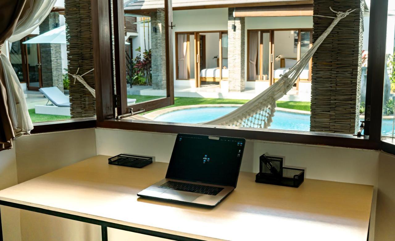 סמיניאק 5 Bedroom Villa Sultan Luxury Entertainment And Relaxation מראה חיצוני תמונה